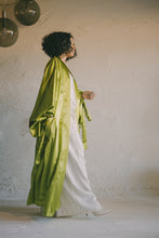 Load image into Gallery viewer, Zahara Kimono