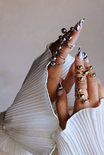 Load image into Gallery viewer, Steller Rings