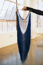 Load image into Gallery viewer, Style Fringe Shaws