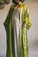 Load image into Gallery viewer, Zahara Kimono
