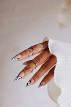 Load image into Gallery viewer, Squiggle Rings