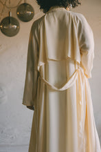 Load image into Gallery viewer, SALE - Creme Bonet Cover
