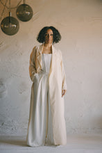 Load image into Gallery viewer, SALE - Creme Bonet Cover
