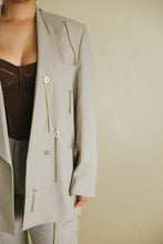 Load image into Gallery viewer, Sis Cora suit

